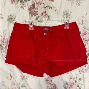 RED SHORTS